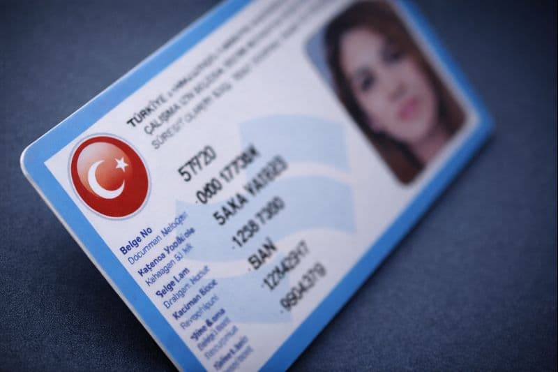 Yabancı Çalışma İzni Uzatma Başvurusu (2026)